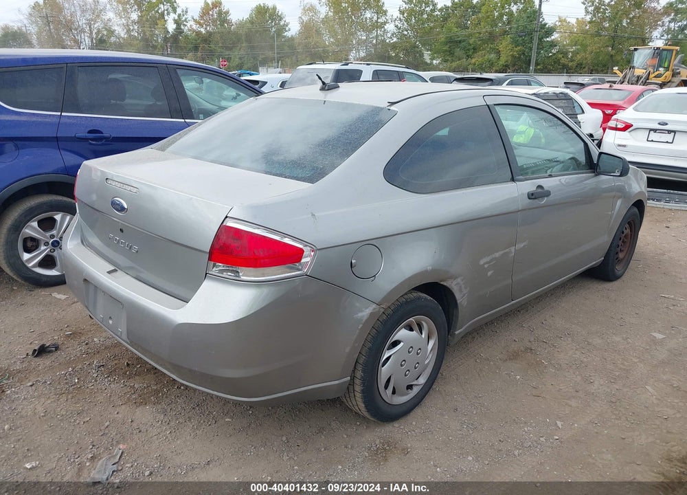 2008 FORD FOCUS S VIN: 1FAHP32N48W123890