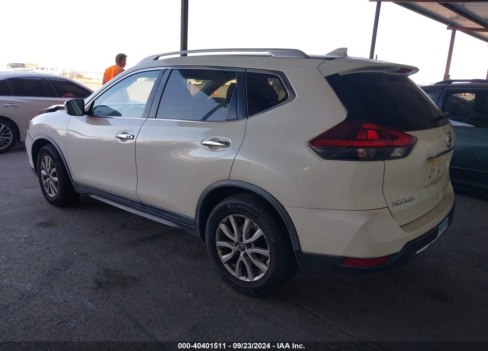 2018 NISSAN ROGUE SV VIN: JN8AT2MT3JW465516