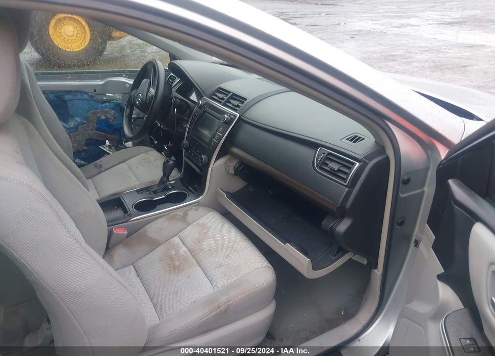 2016 TOYOTA CAMRY LE VIN: 4T4BF1FK6GR558607