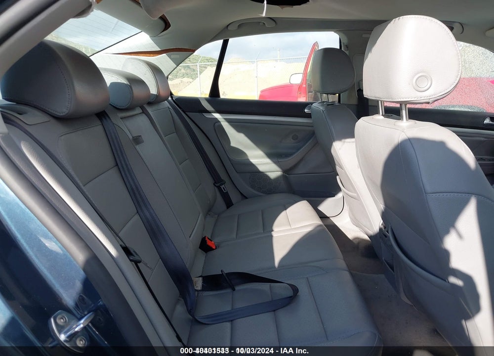 2006 VOLKSWAGEN JETTA VIN: 3VWRG71K66M670828