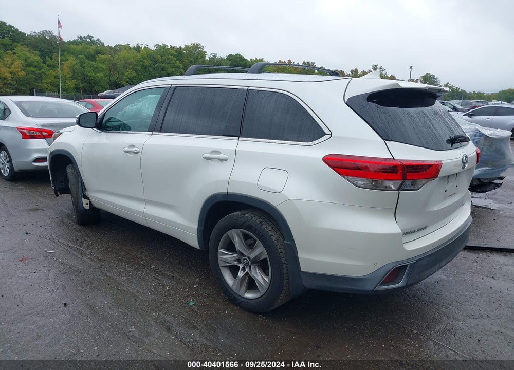 2017 TOYOTA HIGHLANDER VIN: 5TDDZRFH4HS479170
