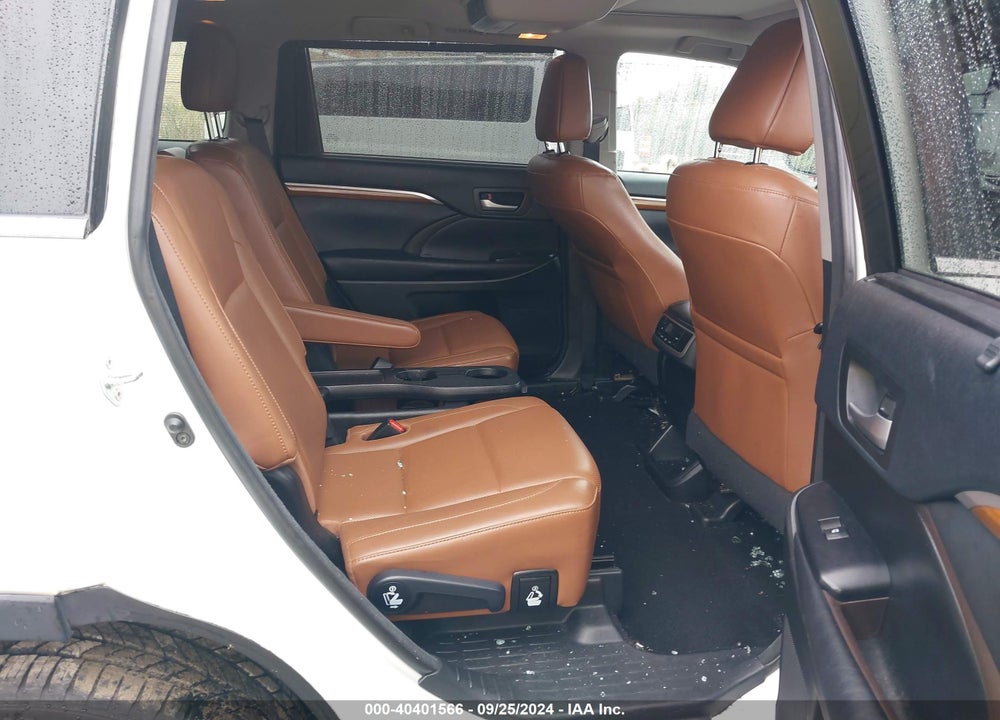 2017 TOYOTA HIGHLANDER VIN: 5TDDZRFH4HS479170