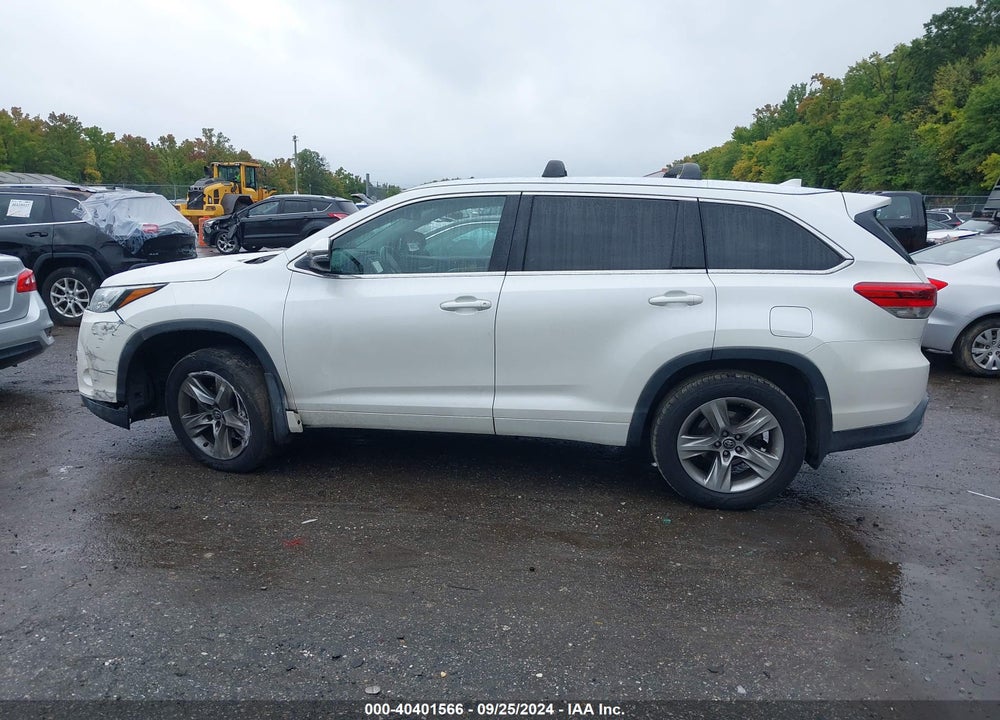 2017 TOYOTA HIGHLANDER VIN: 5TDDZRFH4HS479170