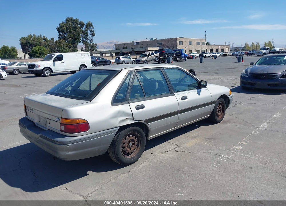 1991 FORD ESCORT LX VIN: 1FAPP14J4MW134554