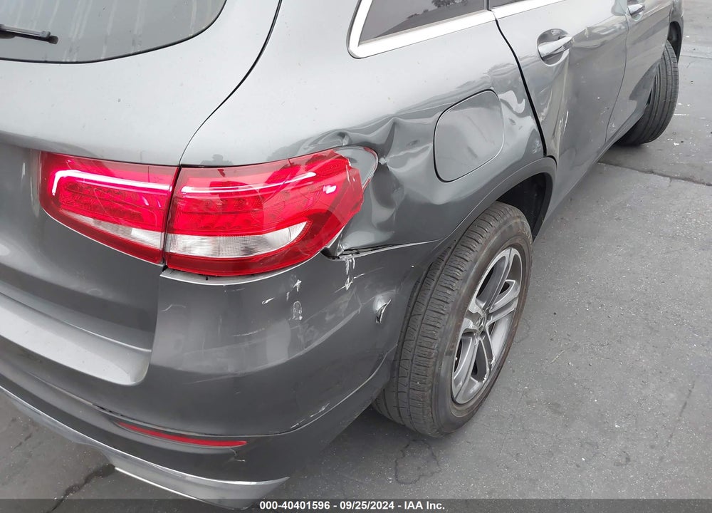 2019 MERCEDES-BENZ GLC 300 VIN: WDC0G4JB2KF631250