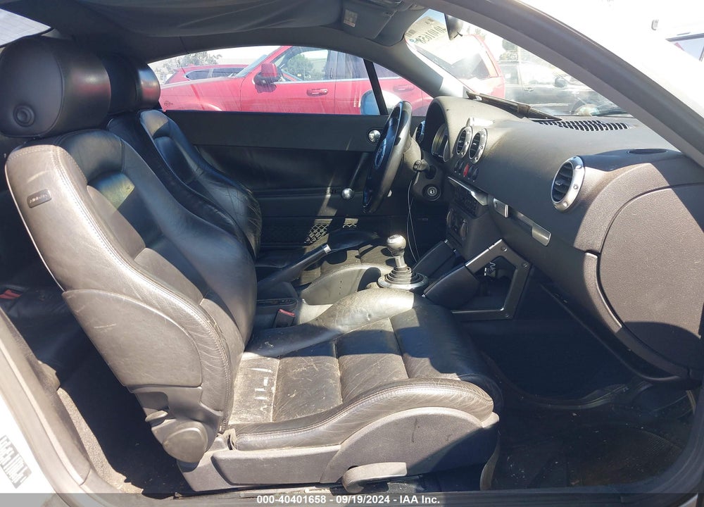 2001 AUDI TT VIN: TRUSX28NX11046226