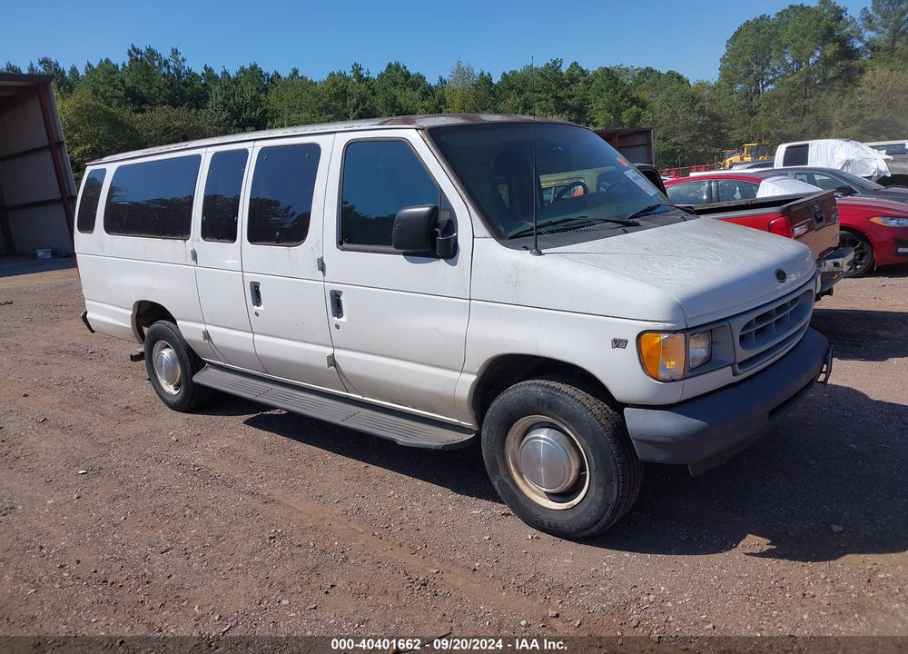 2001 FORD E-350 SUPER DUTY XL/XLT VIN: 1FBSS31L71HB48490