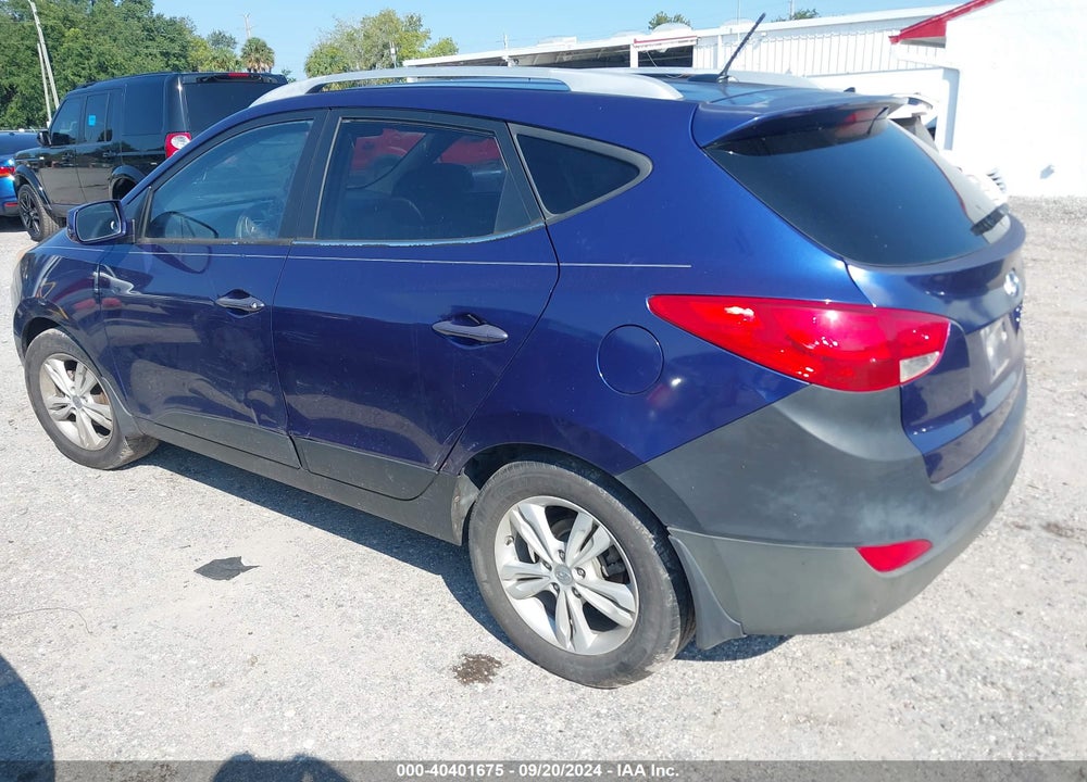 2011 HYUNDAI TUCSON GLS VIN: KM8JU3AC0BU150166