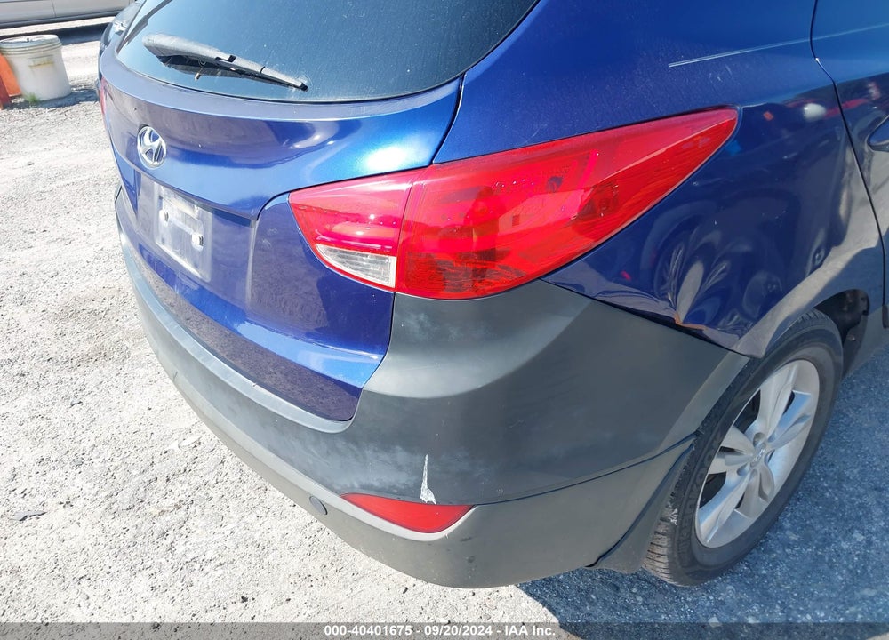 2011 HYUNDAI TUCSON GLS VIN: KM8JU3AC0BU150166