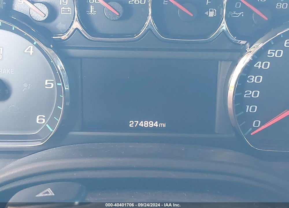 2017 CHEVROLET SUBURBAN LT VIN: 1GNSCHKC7HR183904