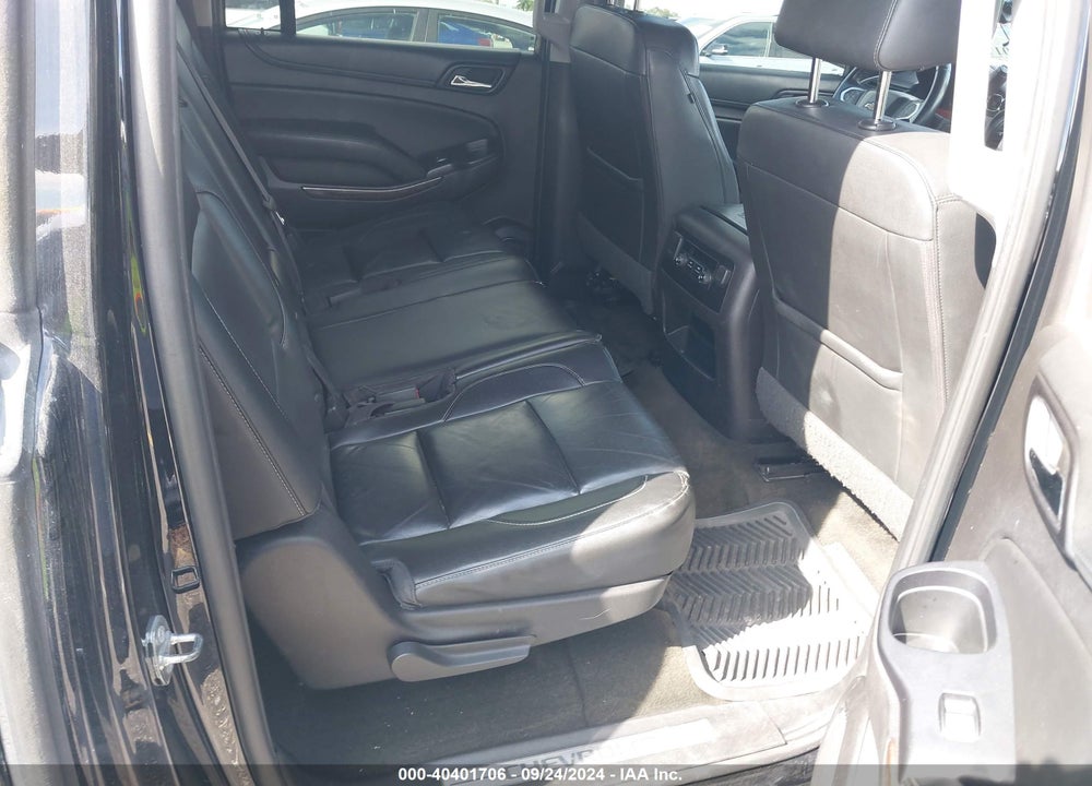 2017 CHEVROLET SUBURBAN LT VIN: 1GNSCHKC7HR183904