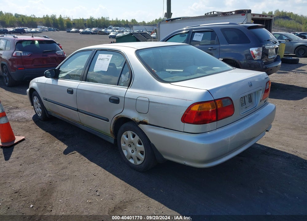 1999 HONDA CIVIC LX VIN: 2HGEJ6677XH561197