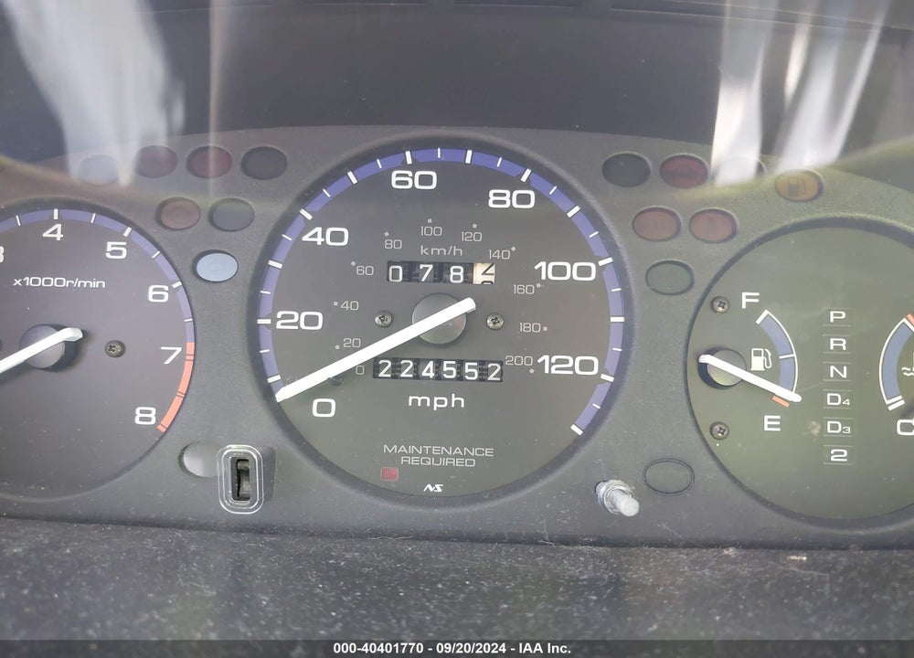 1999 HONDA CIVIC LX VIN: 2HGEJ6677XH561197