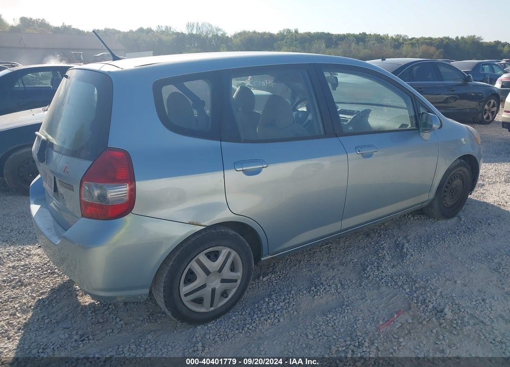 2007 HONDA FIT VIN: JHMGD38497S049061