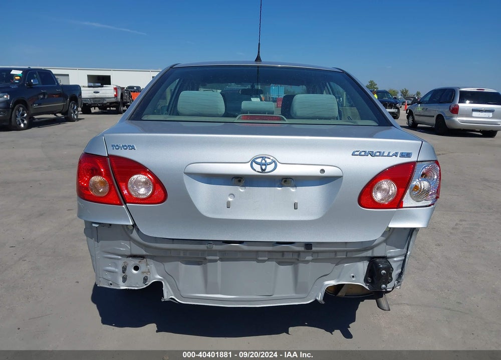 2008 TOYOTA COROLLA LE VIN: 1NXBR32E48Z032135