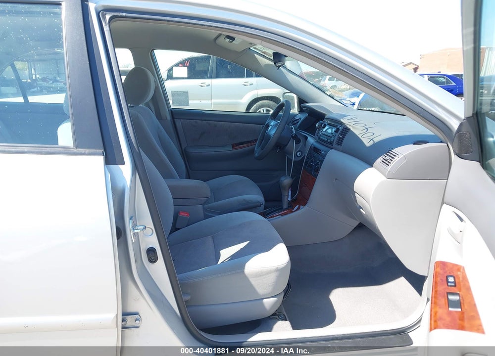 2008 TOYOTA COROLLA LE VIN: 1NXBR32E48Z032135
