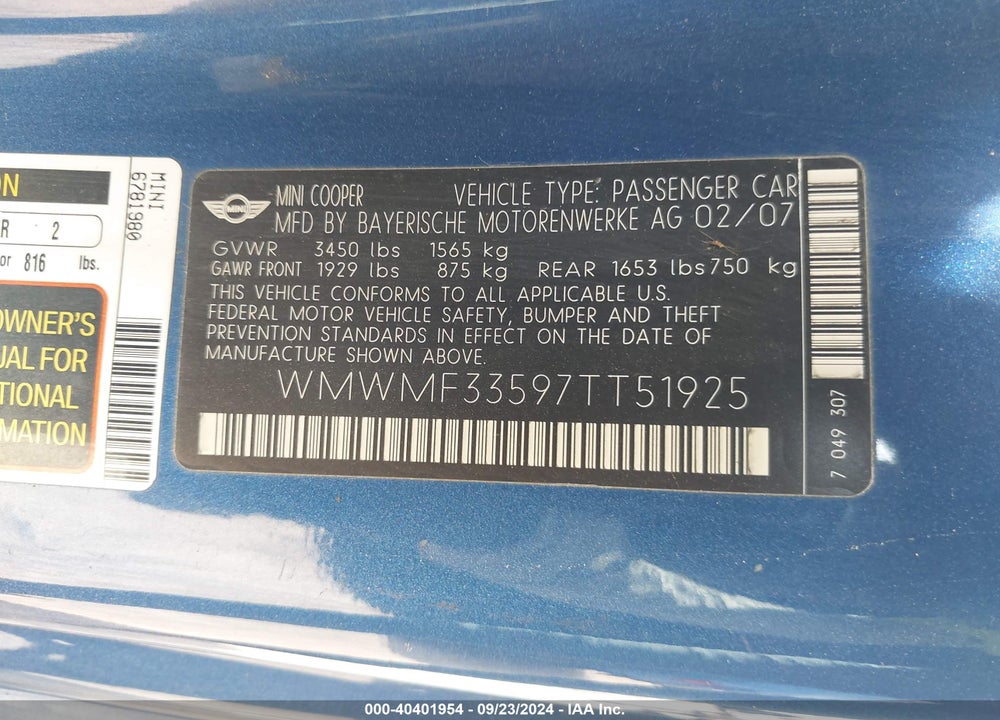 2007 MINI COOPER VIN: WMWMF33597TT51925