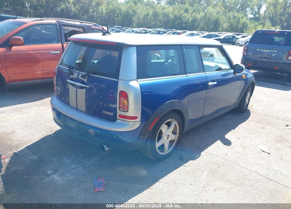 2009 MINI COOPER CLUBMAN VIN: WMWML33559TX33218
