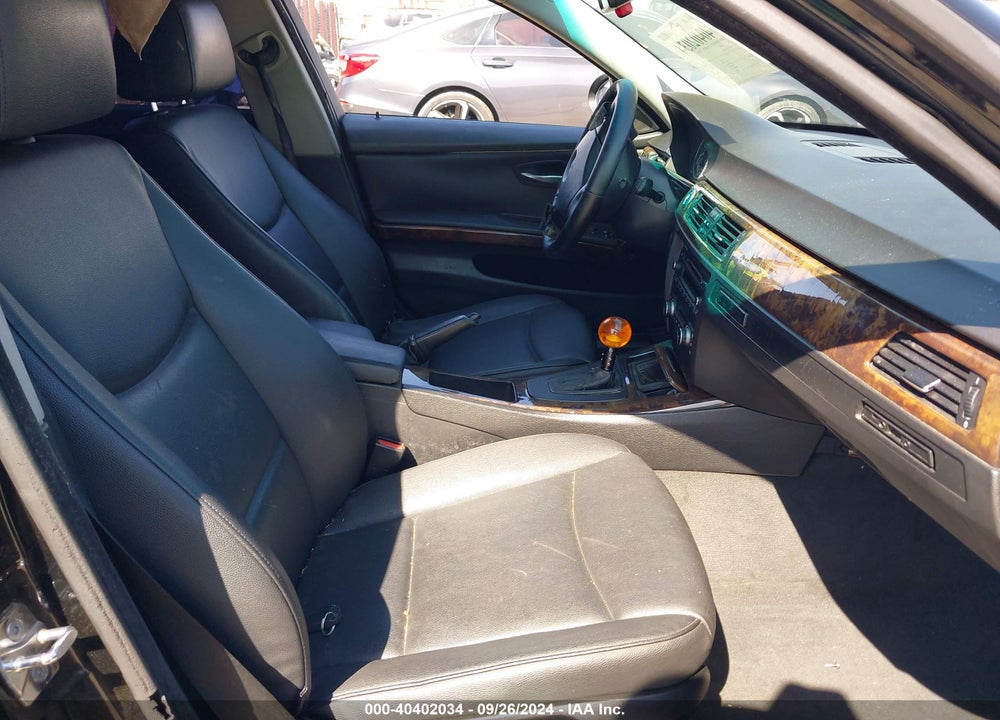 2008 BMW 328I VIN: WBAVC53518FZ82662