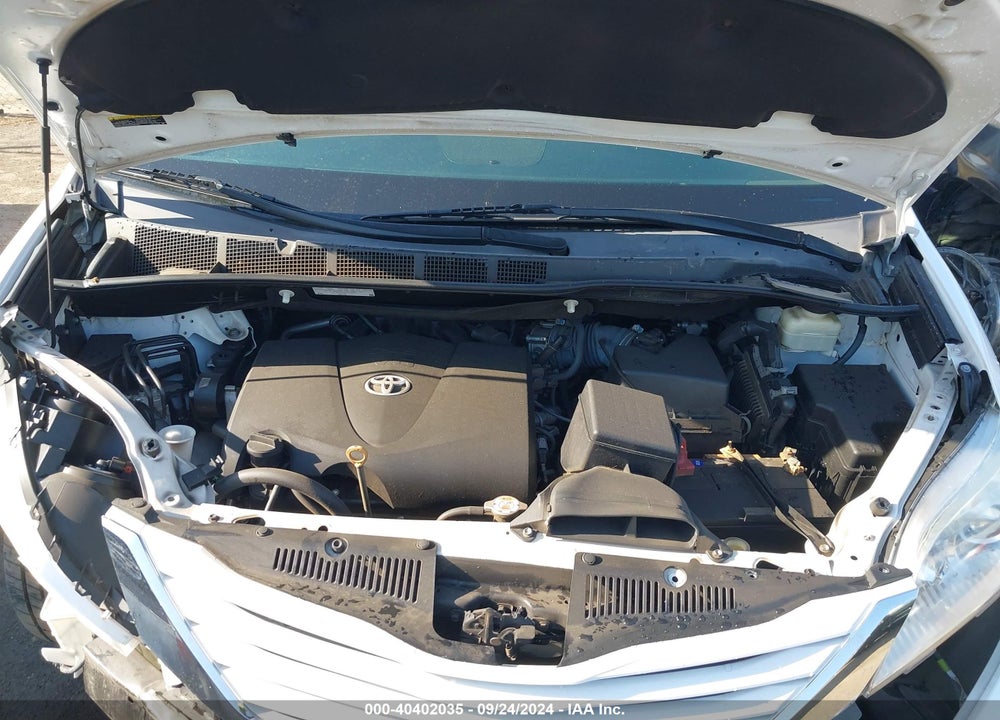 2017 TOYOTA SIENNA LE 8 PASSENGER VIN: 5TDKZ3DC9HS831431