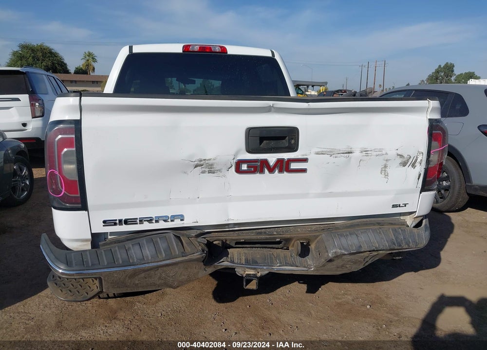 2018 GMC SIERRA 1500 SLT VIN: 3GTP1NEC6JG261612