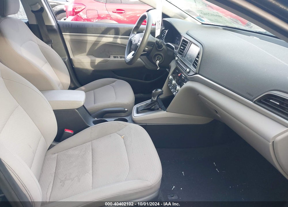2020 HYUNDAI ELANTRA SEL VIN: 5NPD84LF3LH628272