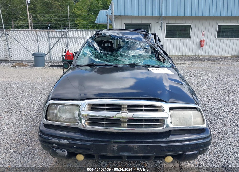 2003 CHEVROLET TRACKER HARD TOP BASE VIN: 2CNBJ13CX36914877