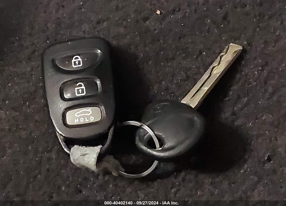 2013 HYUNDAI SONATA GLS VIN: 5NPEB4AC0DH693595