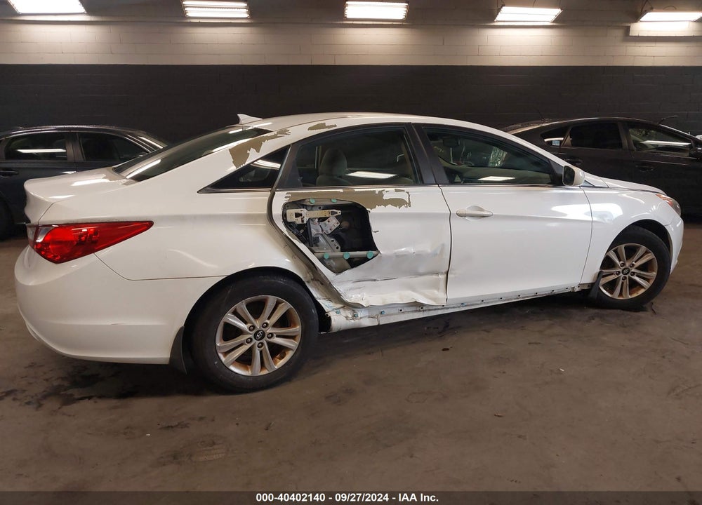 2013 HYUNDAI SONATA GLS VIN: 5NPEB4AC0DH693595