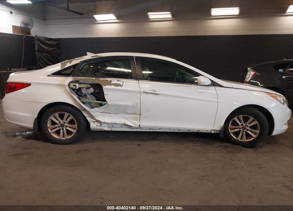 2013 HYUNDAI SONATA GLS VIN: 5NPEB4AC0DH693595