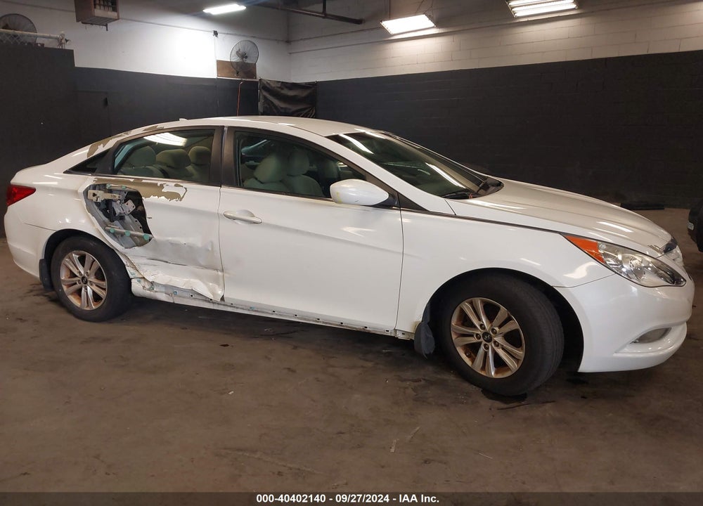 2013 HYUNDAI SONATA GLS VIN: 5NPEB4AC0DH693595