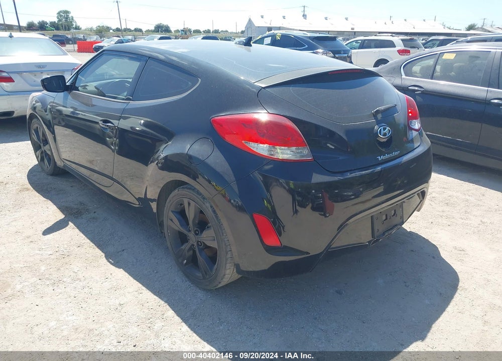 2017 HYUNDAI VELOSTER VALUE EDITION VIN: KMHTC6AD7HU318352
