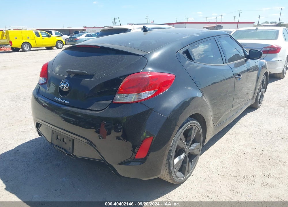 2017 HYUNDAI VELOSTER VALUE EDITION VIN: KMHTC6AD7HU318352
