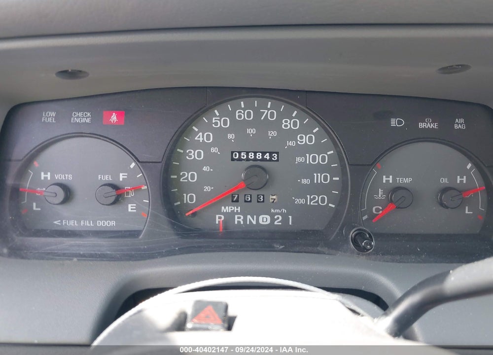 2003 MERCURY GRAND MARQUIS GS VIN: 2MEFM74W03X651929