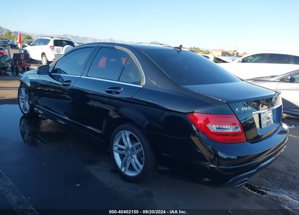 2014 MERCEDES-BENZ C 300 LUXURY 4MATIC/SPORT 4MATIC VIN: WDDGF8AB1EA964240
