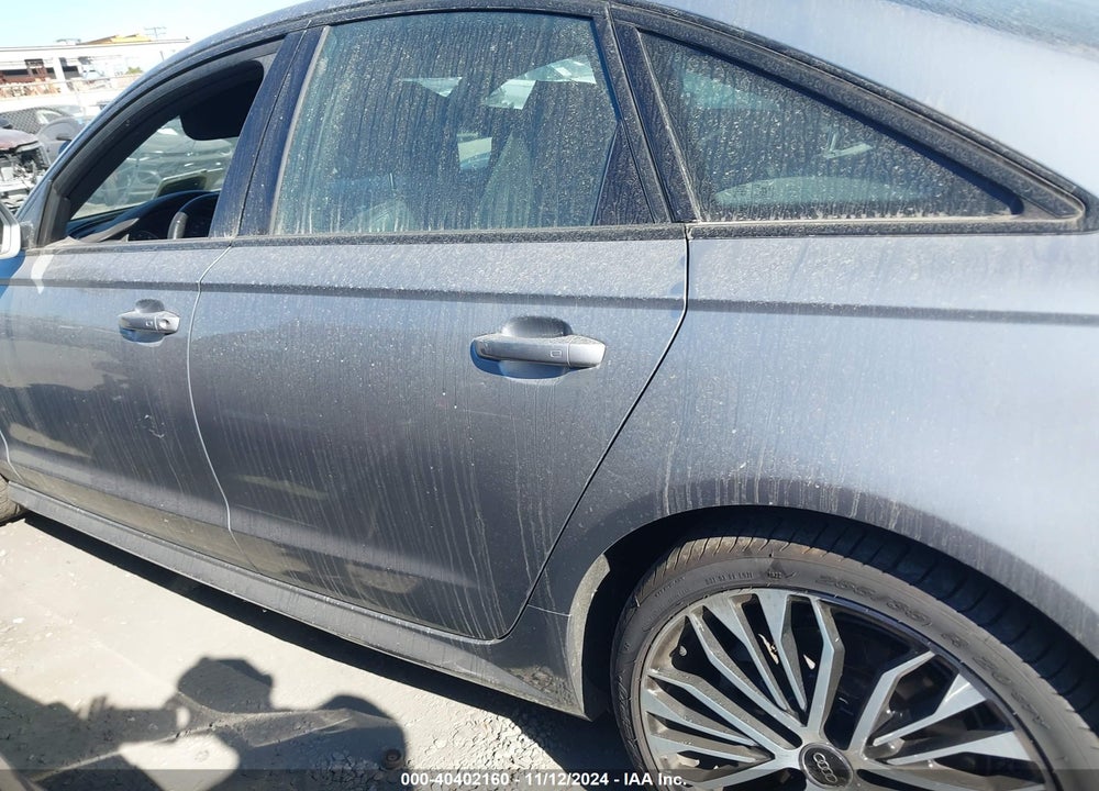 2018 AUDI A6 VIN: WAUG8AFC4JN041361