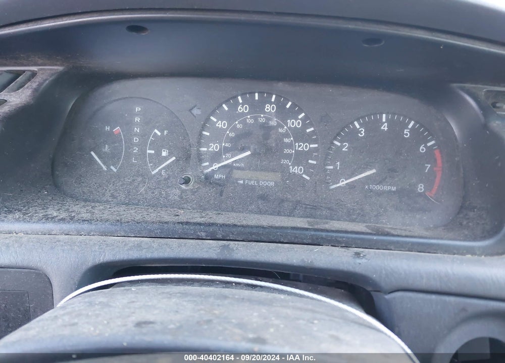2001 TOYOTA CAMRY LE VIN: JT2BG28K410599095