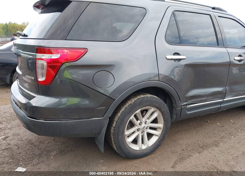 2015 FORD EXPLORER XLT VIN: 1FM5K7D82FGB64550