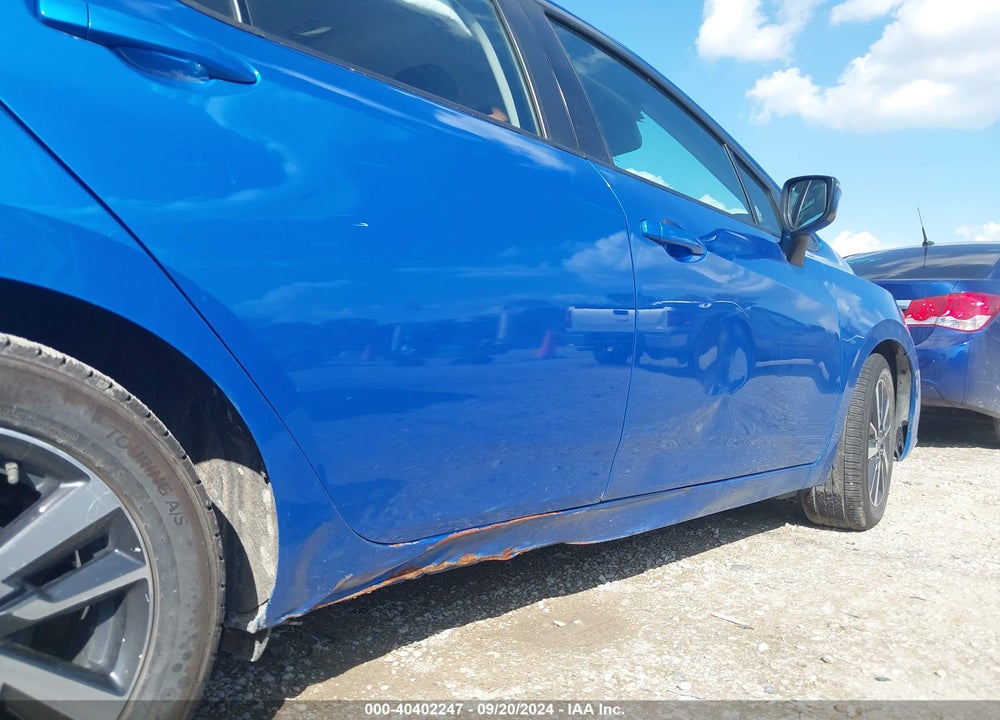 2020 NISSAN VERSA SV XTRONIC CVT VIN: 3N1CN8EV6LL864417