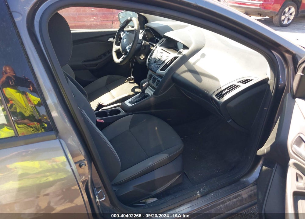 2013 FORD FOCUS SE VIN: 1FADP3F23DL199420