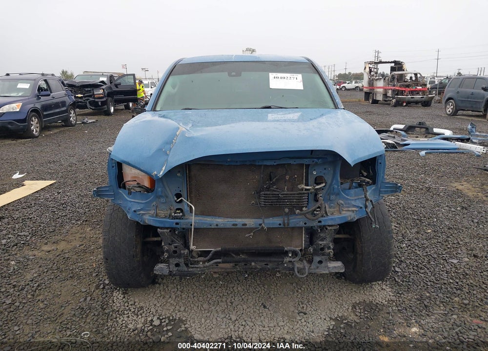 2019 TOYOTA TACOMA SR5 V6 VIN: 3TMCZ5AN4KM205072