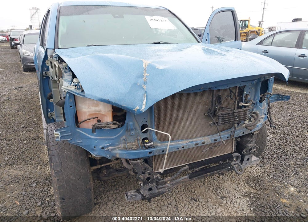 2019 TOYOTA TACOMA SR5 V6 VIN: 3TMCZ5AN4KM205072