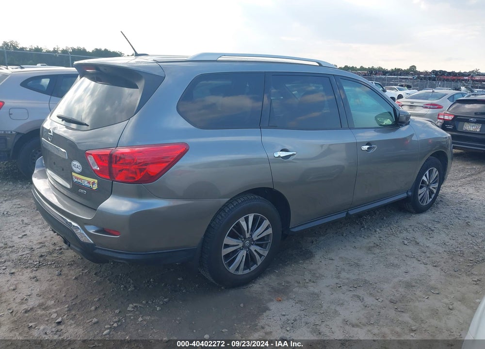 2017 NISSAN PATHFINDER S VIN: 5N1DR2MM4HC698571