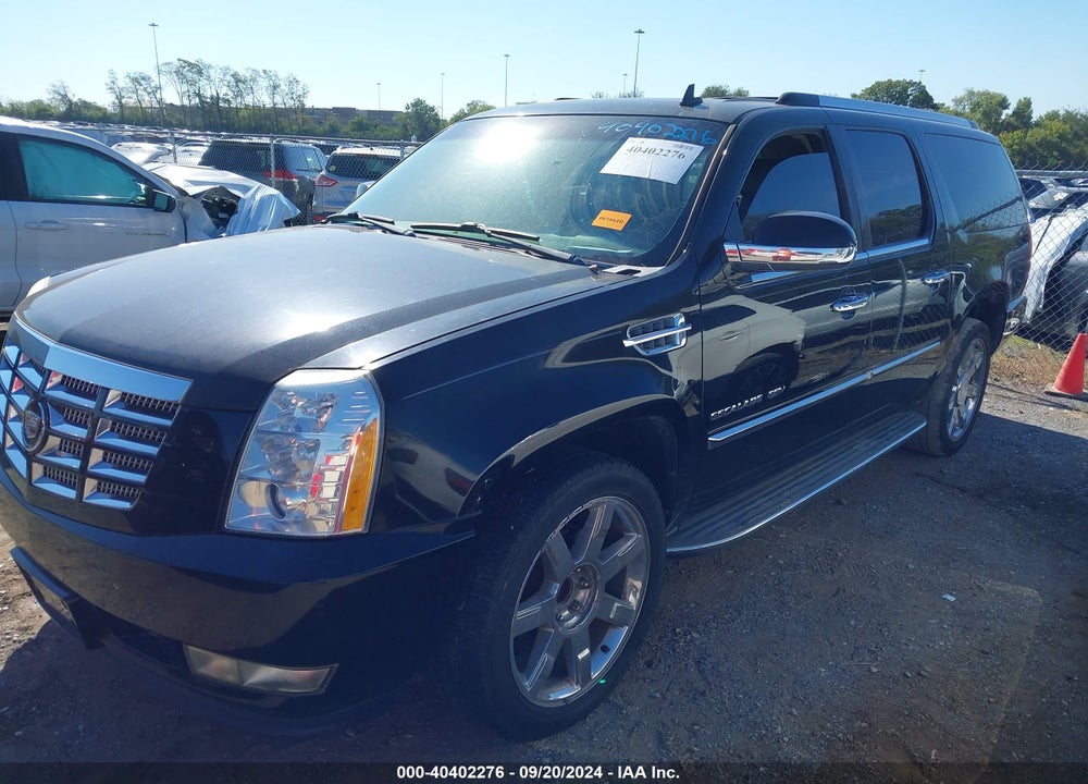 2011 CADILLAC ESCALADE ESV LUXURY VIN: 1GYS3HEFXBR291708