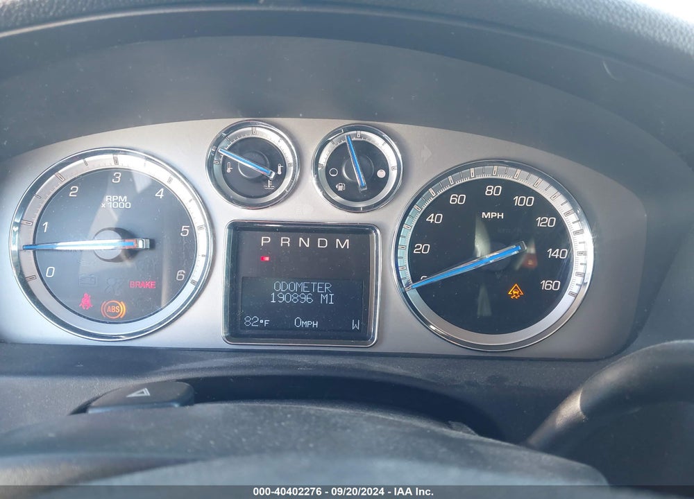 2011 CADILLAC ESCALADE ESV LUXURY VIN: 1GYS3HEFXBR291708