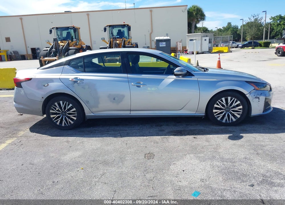 2023 NISSAN ALTIMA SV FWD VIN: 1N4BL4DV5PN305428