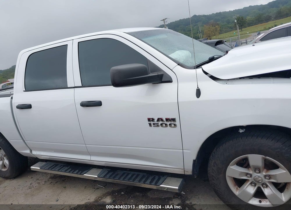 2017 RAM 1500 EXPRESS 4X2 5'7 BOX VIN: 1C6RR6KG1HS684445