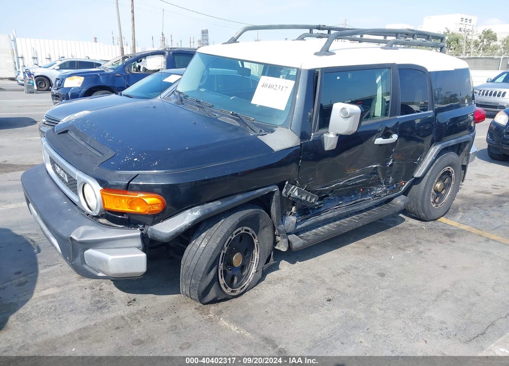 2007 TOYOTA FJ CRUISER VIN: JTEBU11F370038396