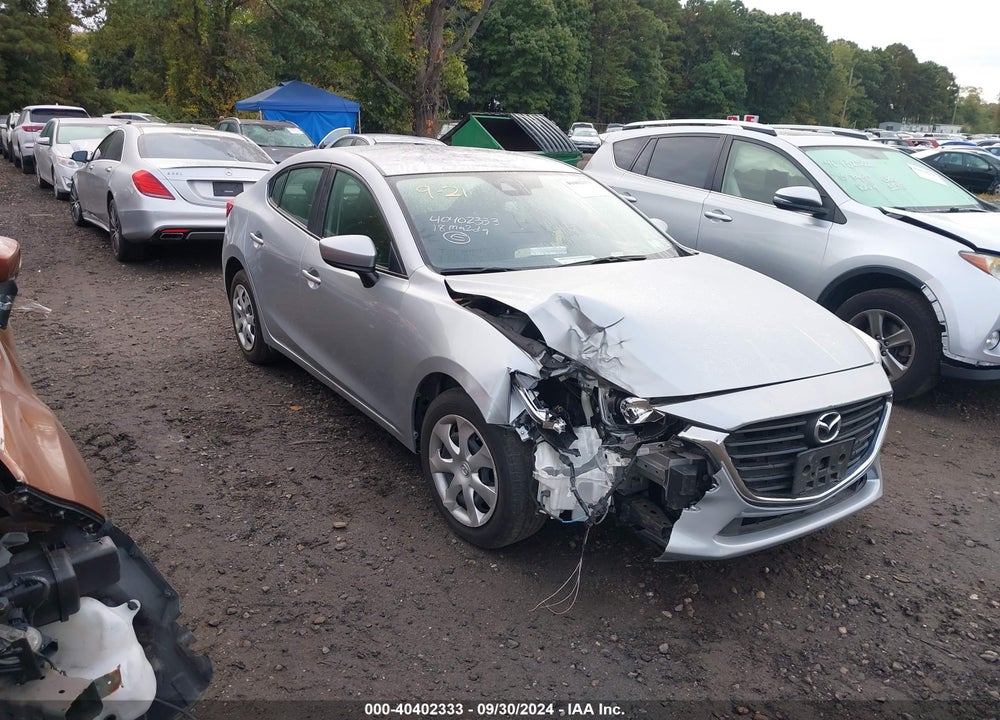 2018 MAZDA 3 SPORT VIN: 3MZBN1U74JM276006