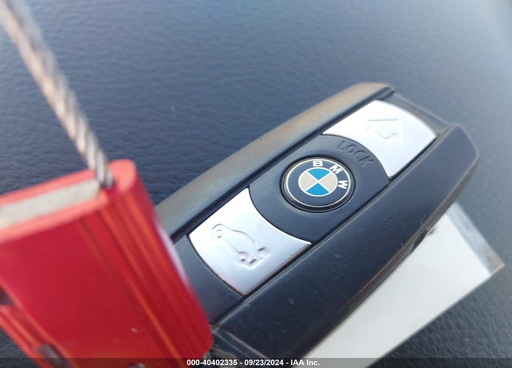 2014 BMW X1 XDRIVE28I VIN: WBAVL1C50EVY14389